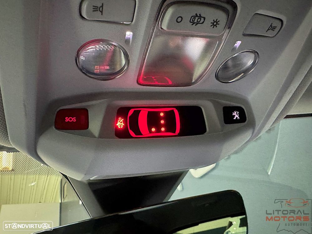 Peugeot 3008 1.6 Hybrid Allure Pack e-EAT8 - 21