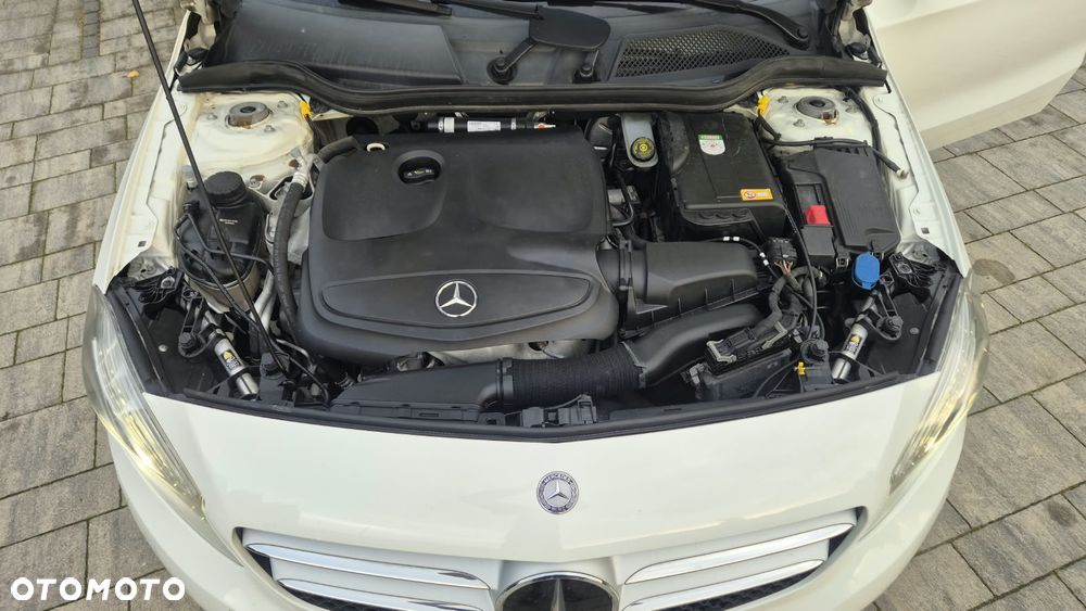 Mercedes-Benz Klasa A 180 (BlueEFFICIENCY) Urban - 11