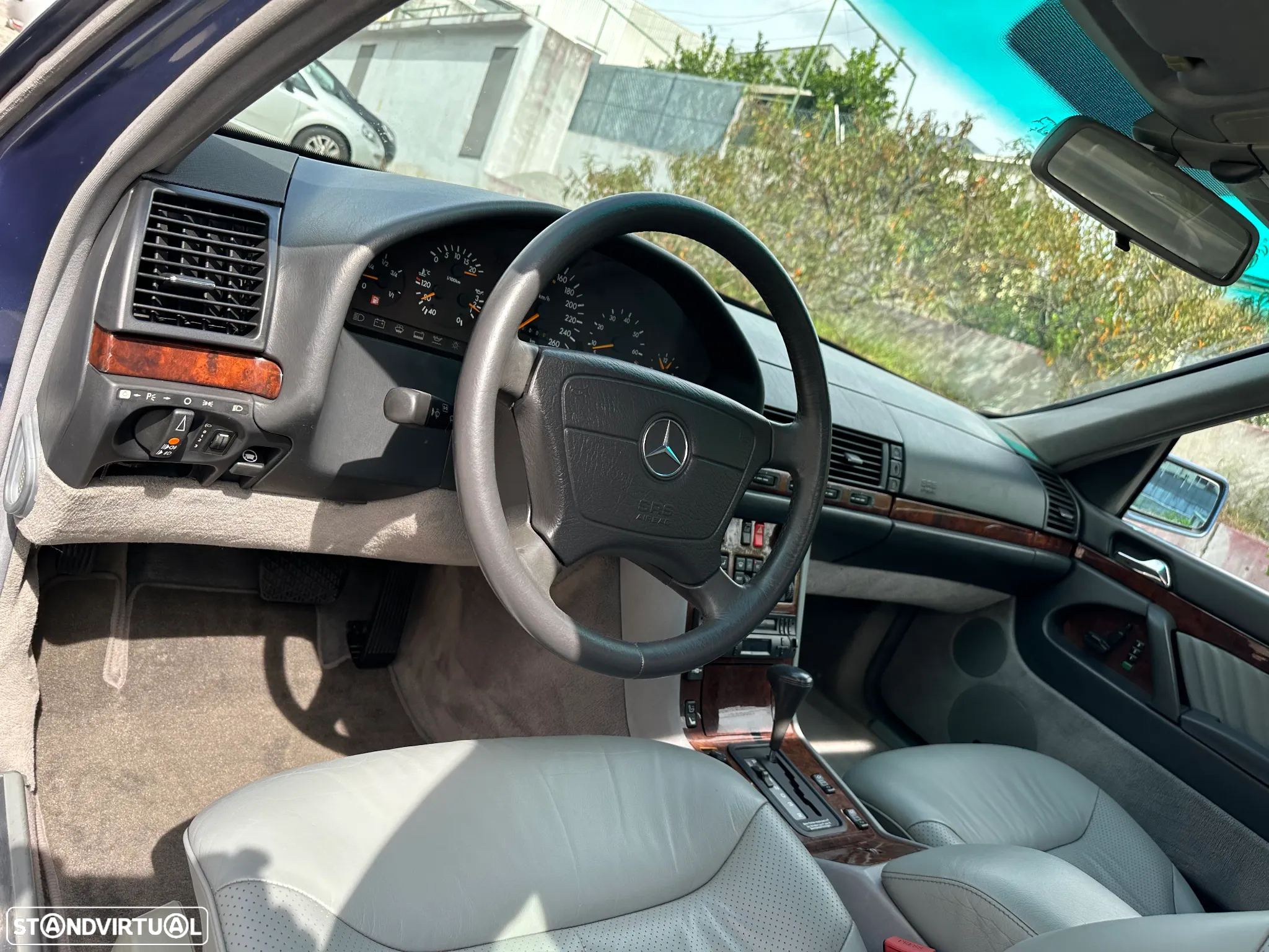 Mercedes-Benz 300 SE - 17