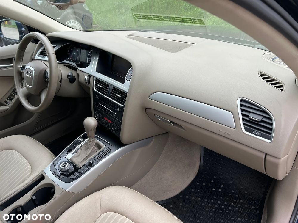 Audi A4 Avant - 15