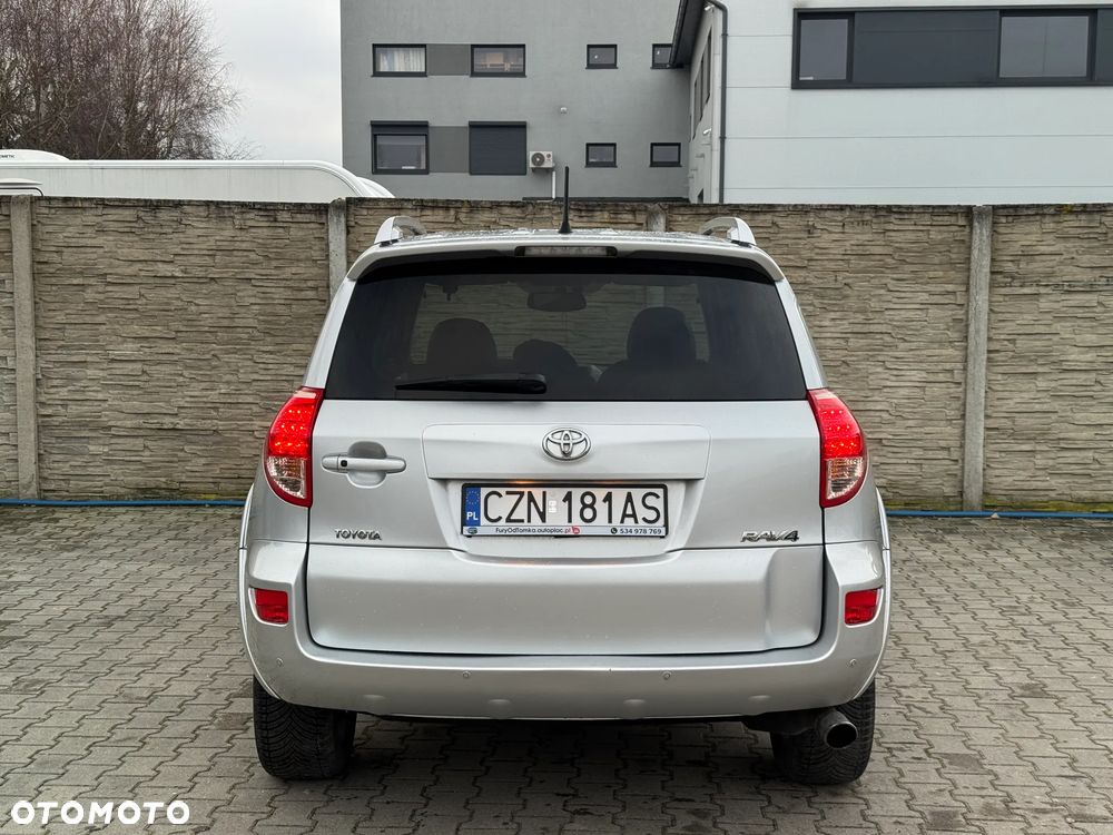 Toyota RAV4 2.2 D-4D Sol 180 - 9