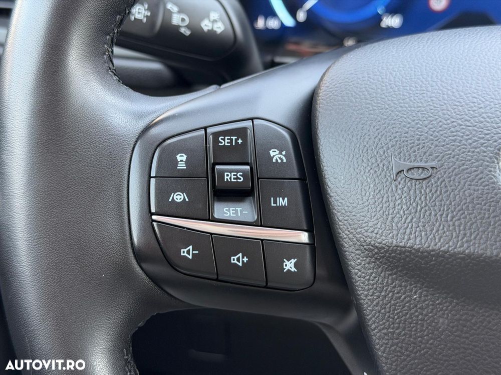 Ford Kuga 2.0 EcoBlue A8 AWD Titanium X - 36