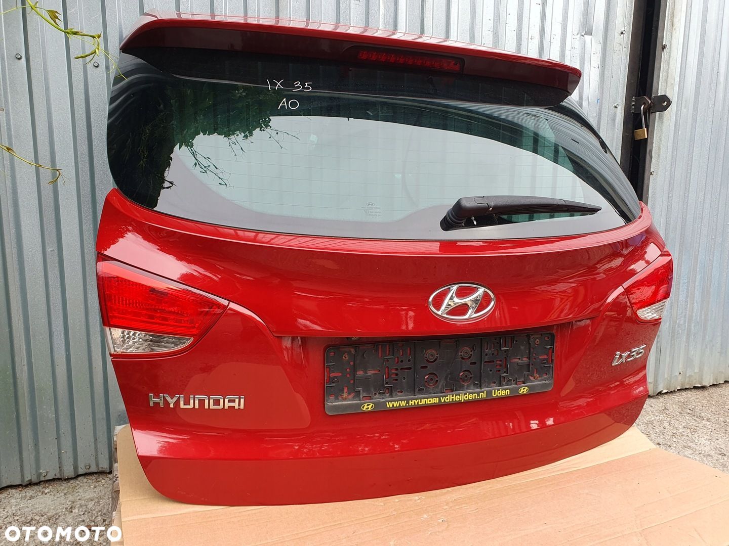 HYUNDAI ix35 KLAPA TYŁ POKRYWA BAGAŻNIKA A0 czerwona - 1