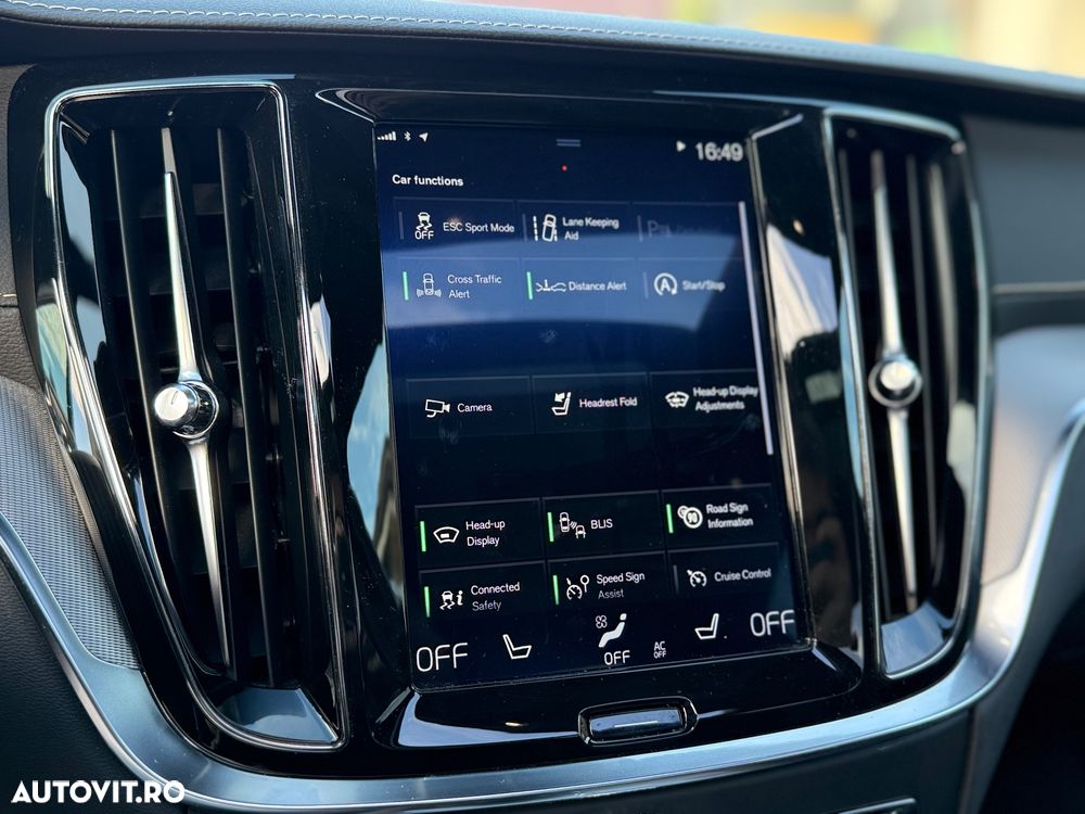 Volvo S60 T5 R-Design - 25