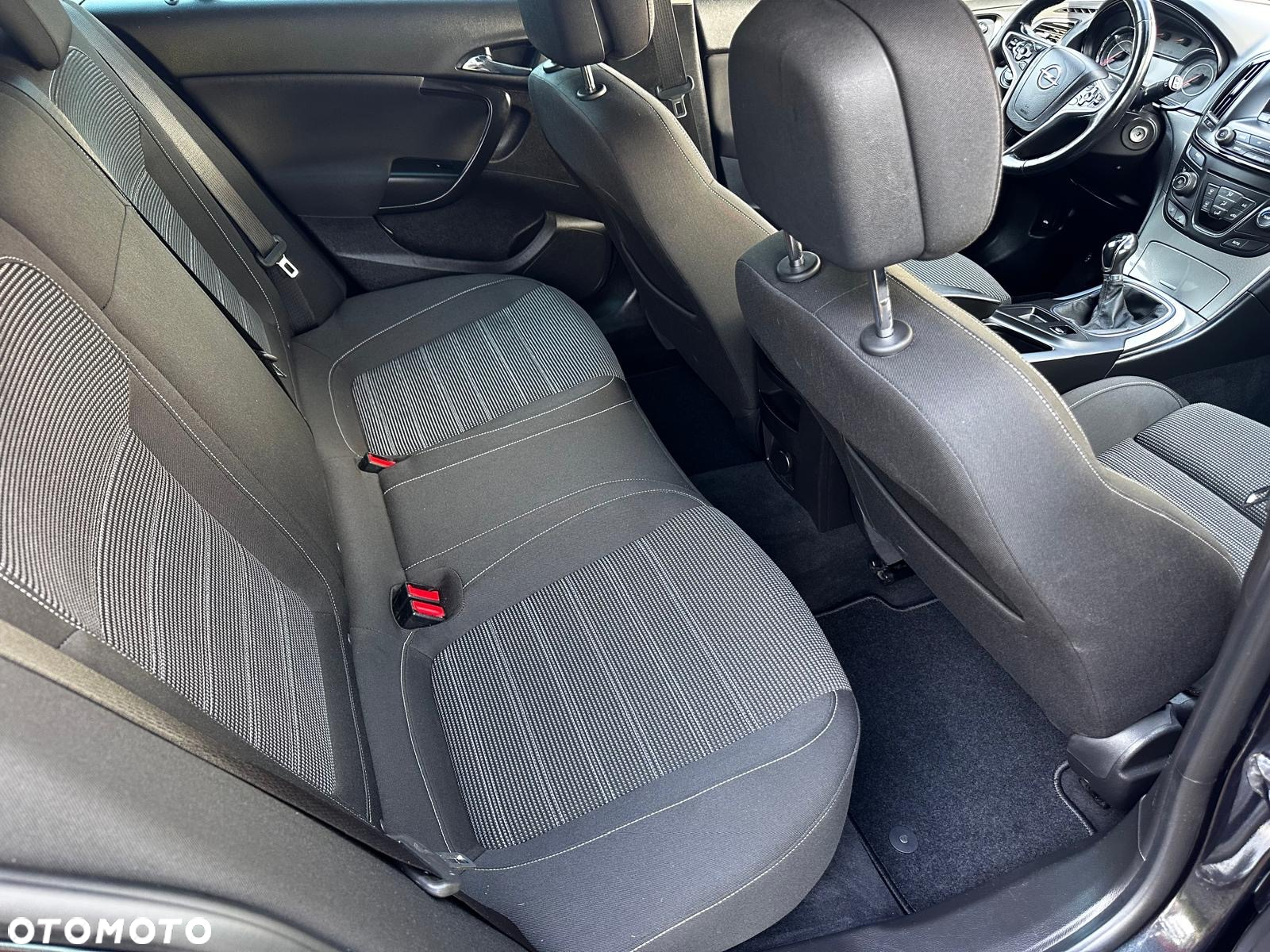 Opel Insignia 2.0 CDTI Sports Tourer ecoFLEXStart/Stop Edition - 14