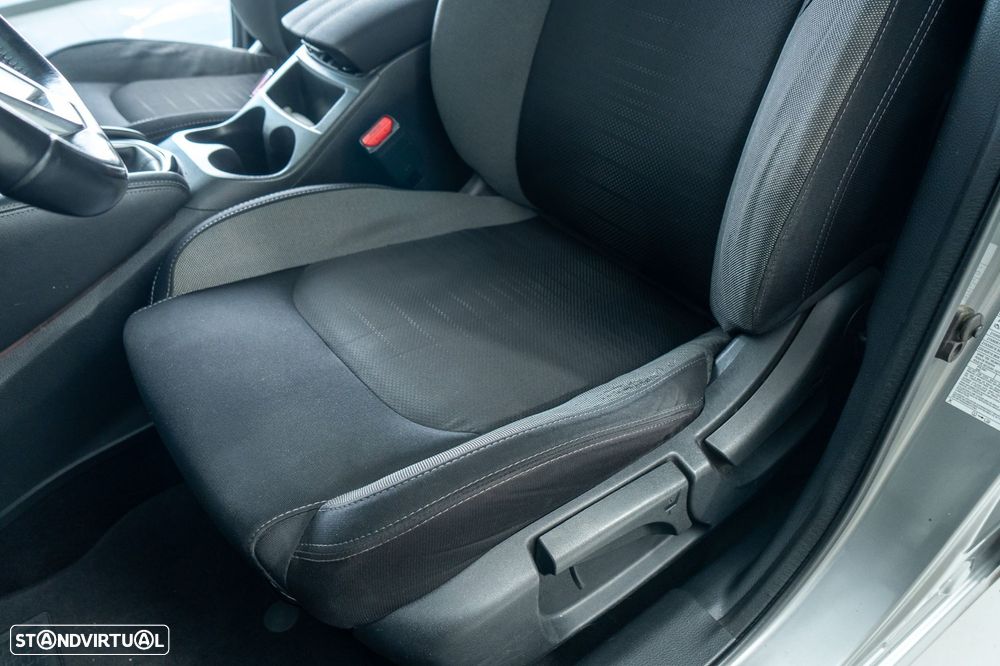 Nissan Qashqai 1.5 dCi N-Connecta - 6