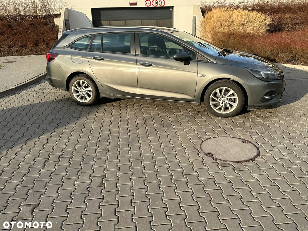 Opel Astra V 1.2 T Ultimate S&S - 2