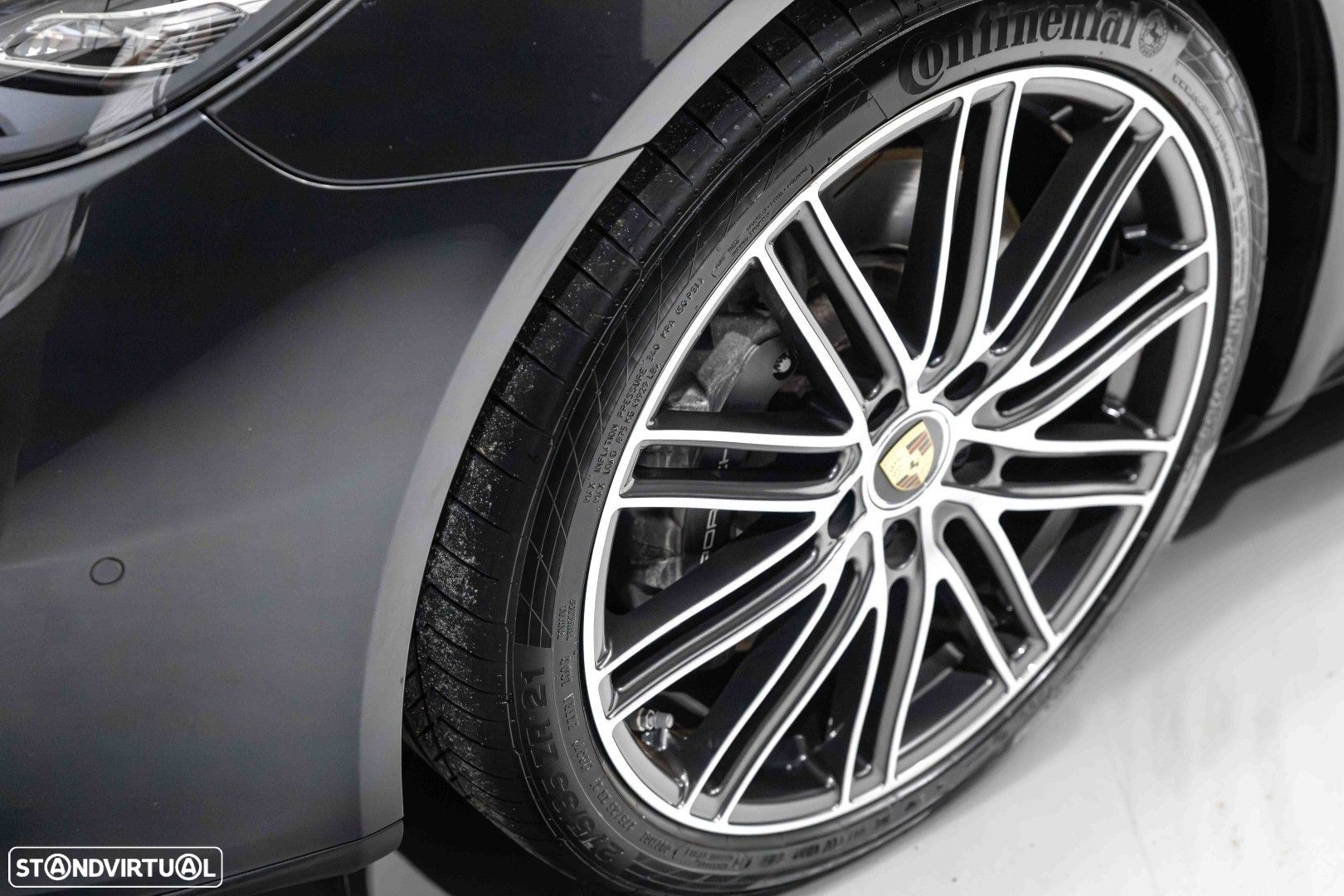 Porsche Panamera Sport Turismo 4 E-Hybrid Platinum Edition PDLS - 44