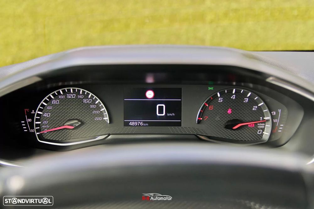 Peugeot 208 1.2 PureTech Active Pack - 17
