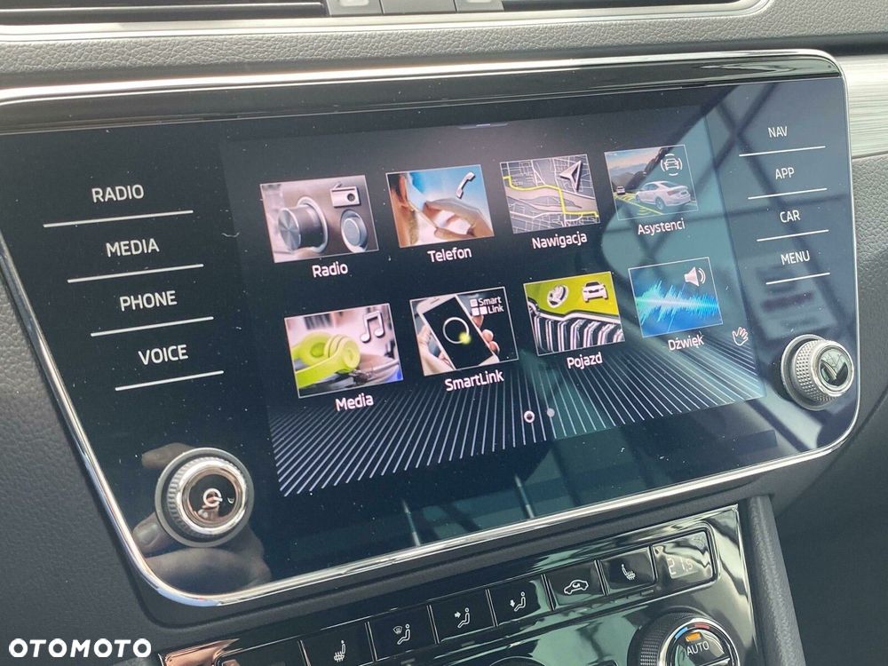 Skoda Superb 1.5 TSI Ambition DSG - 30