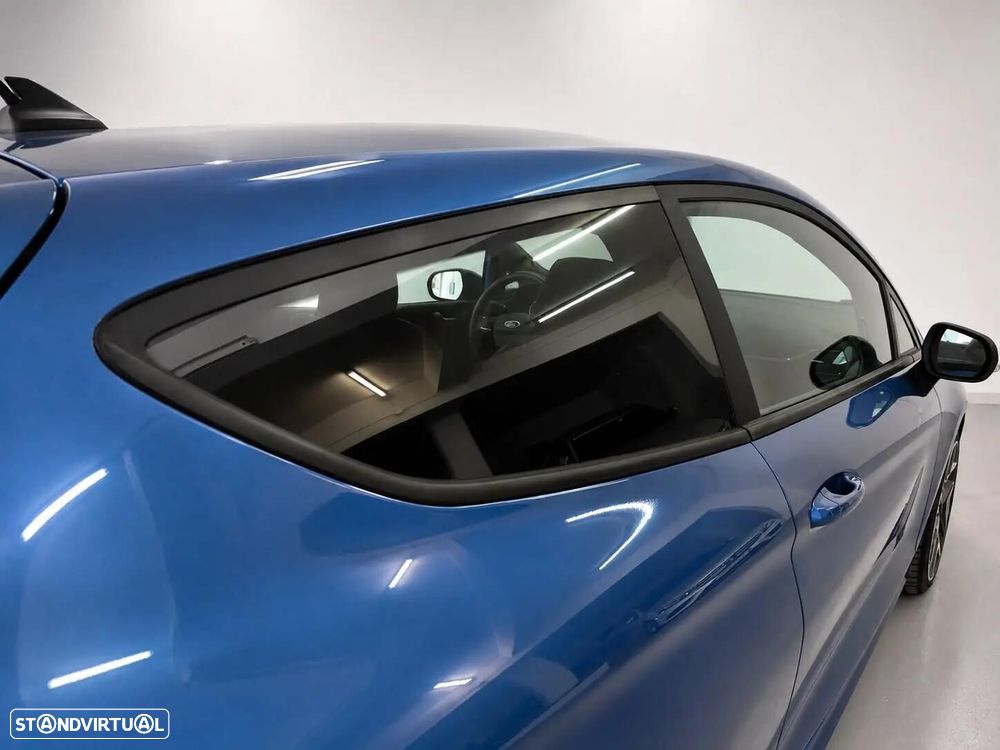 Ford Fiesta 1.5 EcoBoost S&S c/ Pack Pele Exclusiva ST - 23