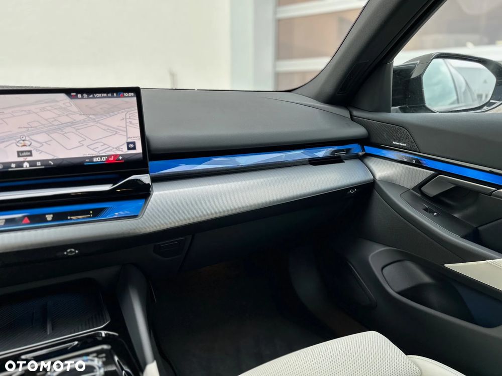 BMW i5 83.9kWh M60 xDrive - 19