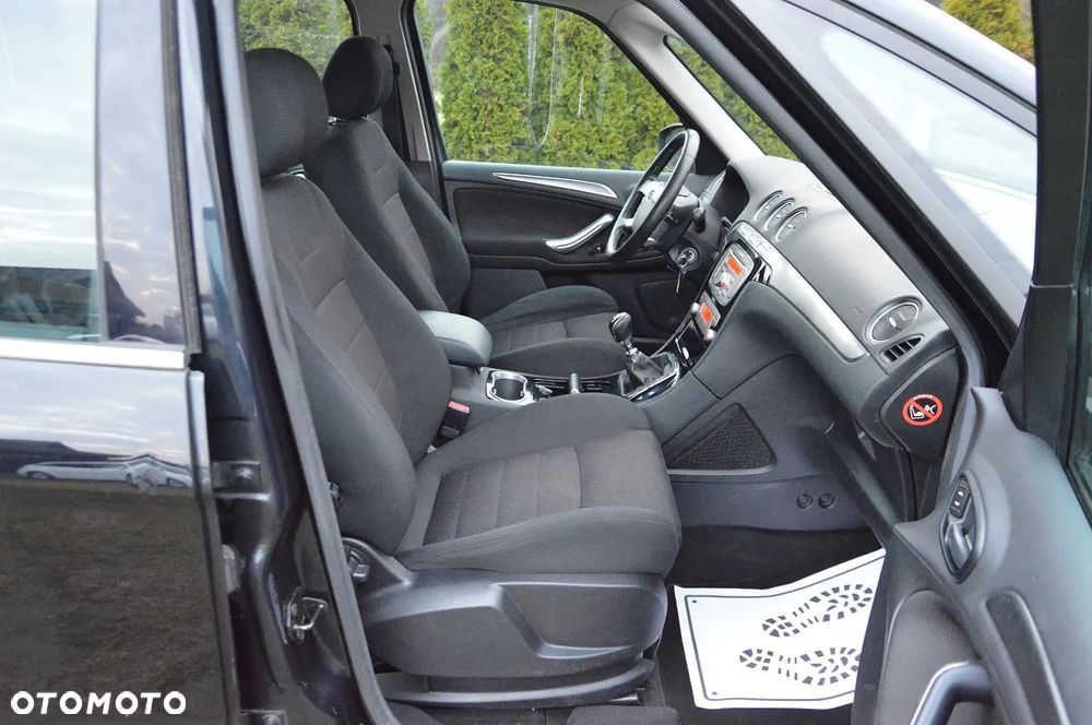 Ford Galaxy 2.0 TDCi Titanium - 32