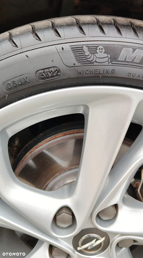 Opel Astra 1.4 Turbo Innovation - 37