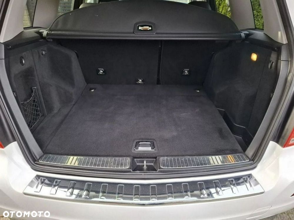 Mercedes-Benz GLK - 18