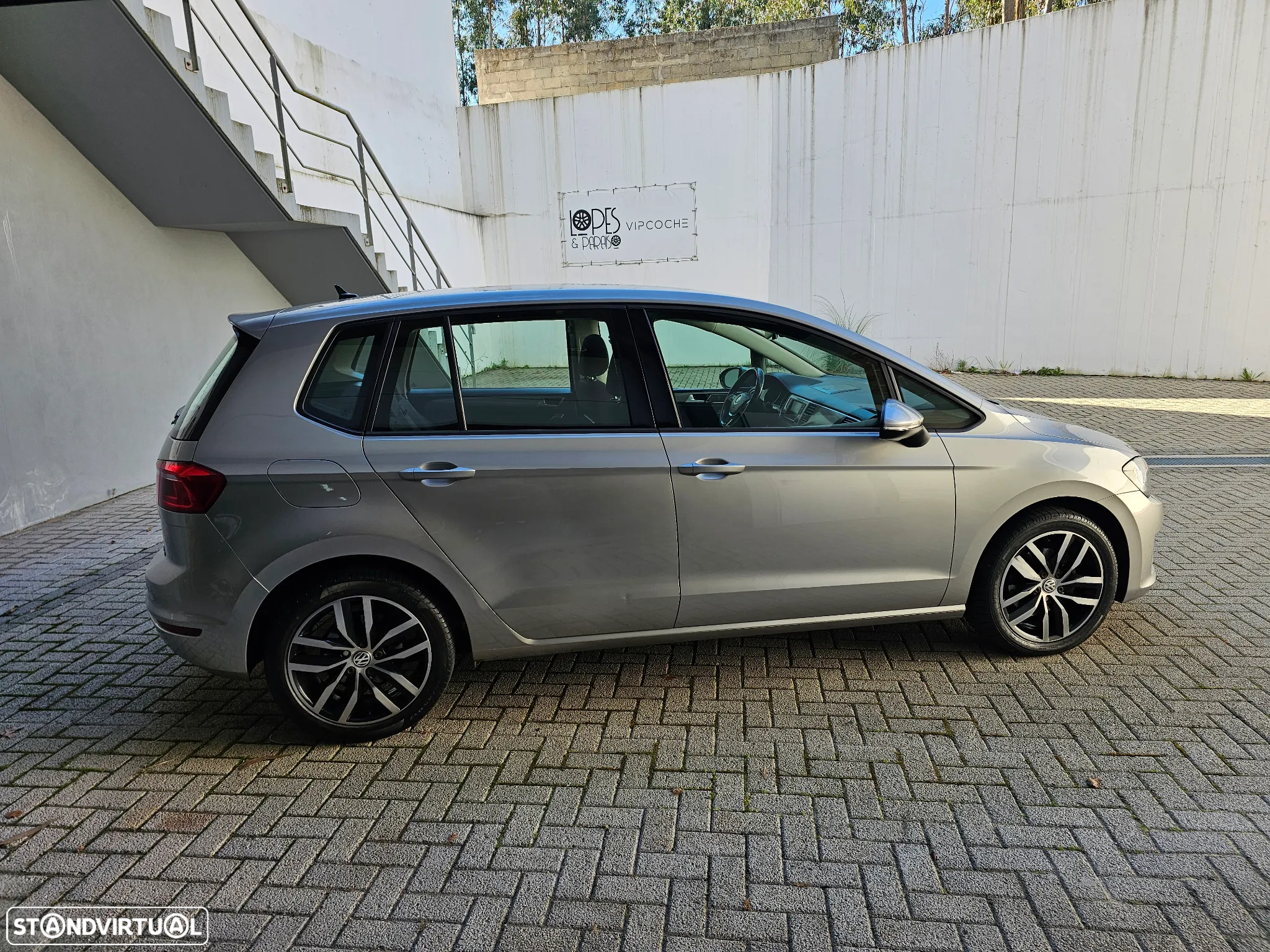 VW Golf 1.6 TDI Highline - 8