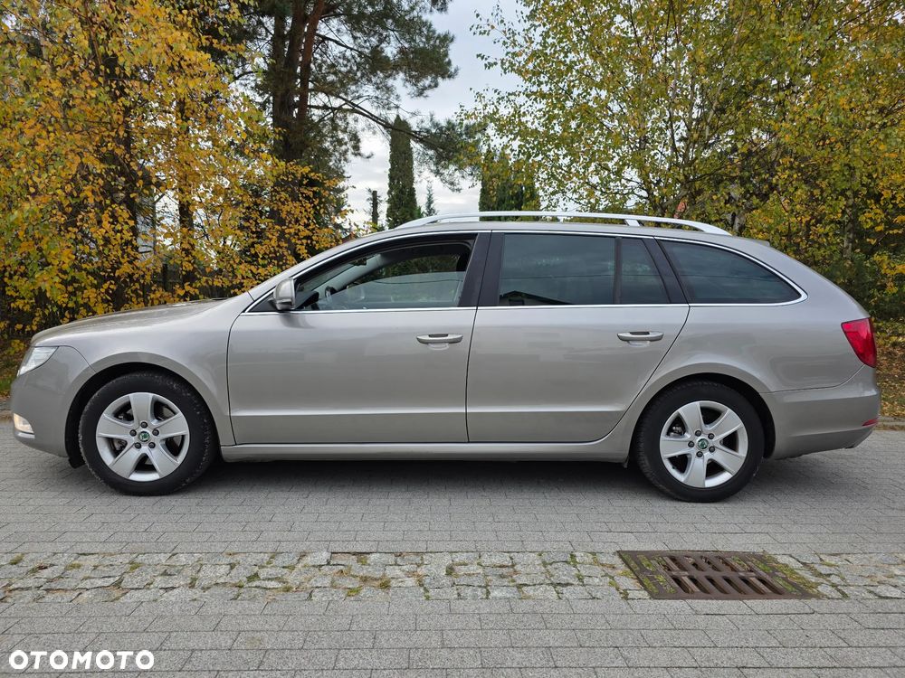 Skoda Superb Combi 1.6 TDI Green tec Ambition - 10