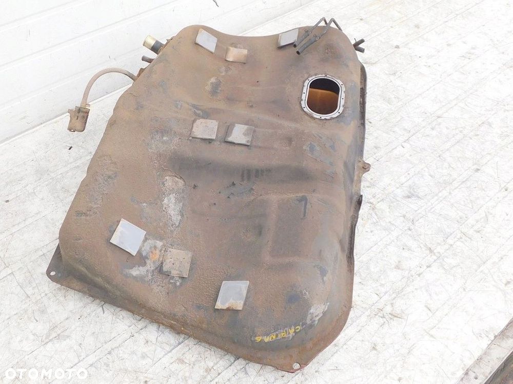 TOYOTA CARINA E 2.0 D 1998r ZBIORNIK PALIWA BAK DIESEL - 4