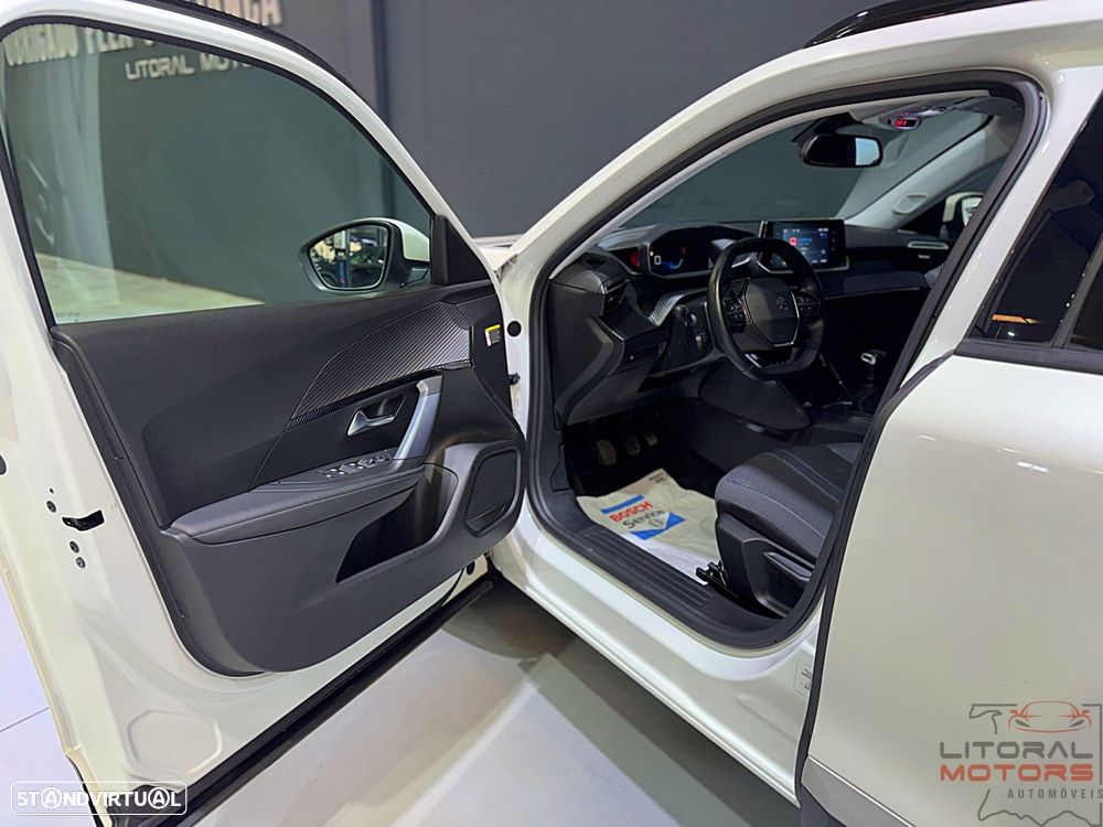 Peugeot 2008 1.2 PureTech Allure Pack - 14