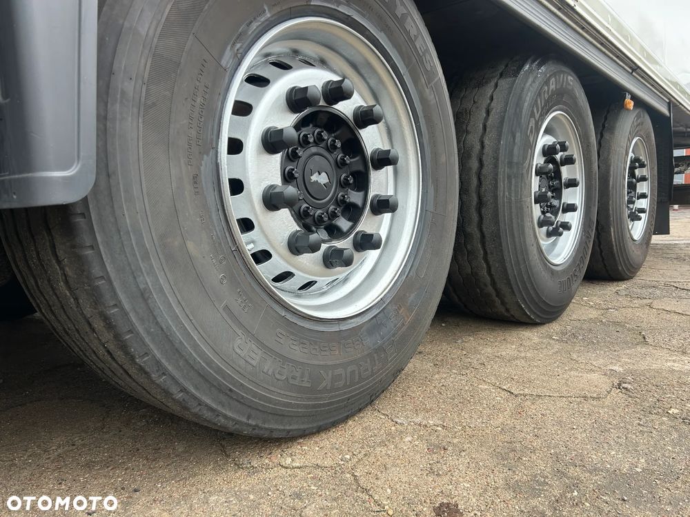 Schmitz Cargobull CARRIER VECTOR 1550 / WINDA z UDT / GRUBA ŚCIANA 7 CM / 4 ZAMKNIĘCIA / OŚ PODNOSZONA / BARDZO ŁADNE OPONY / AGREGAT TYLKO 2952 MOTOGODZIN !! - 21