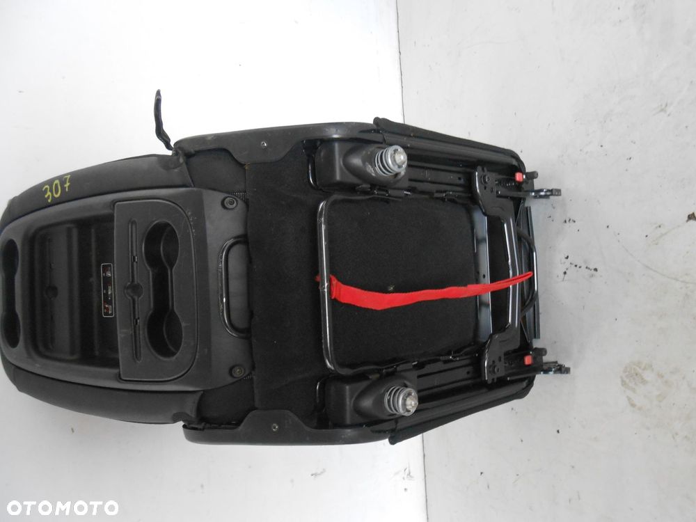 FOTEL ŚRODKOWY TYŁ PEUGEOT 307 # - 5