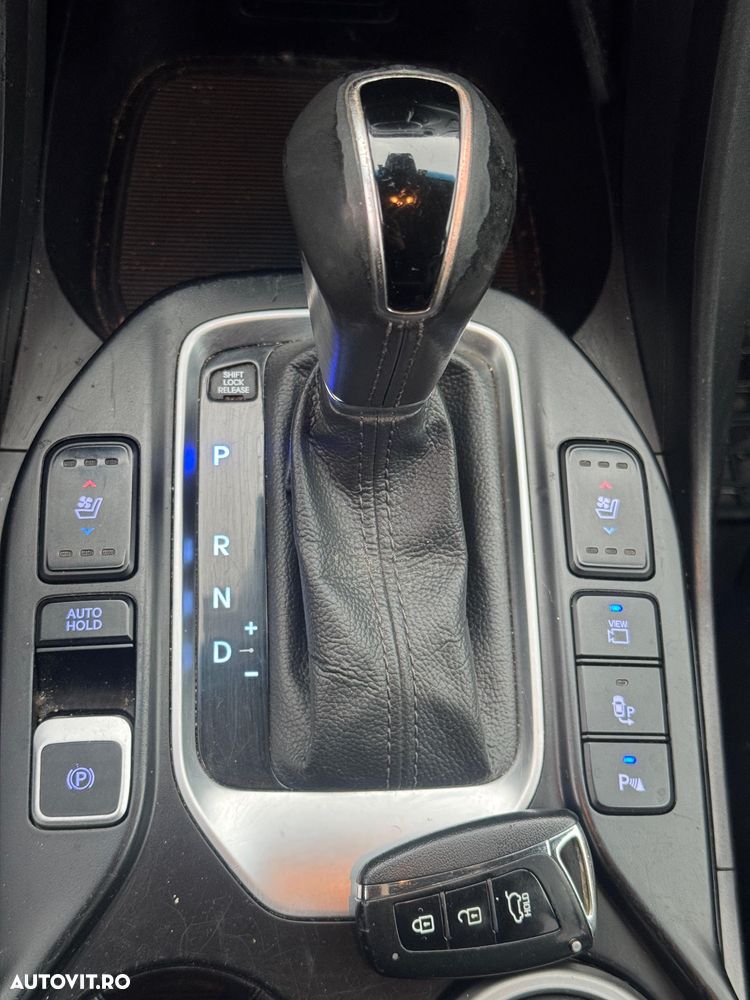 Hyundai Santa Fe - 5