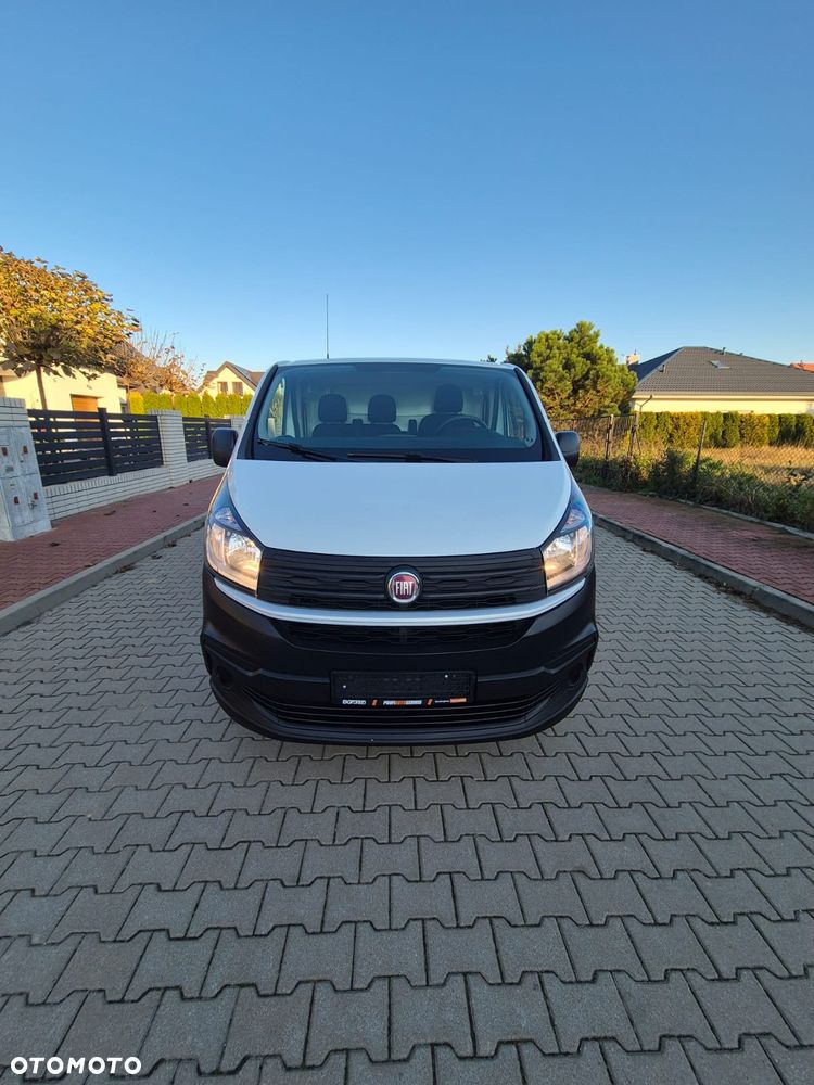 Renault Trafic Talento 120koni Long 143Tys km Klima Super stan - 9