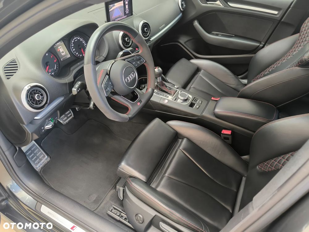 Audi RS3 Limousine 2.5 TFSI Quattro S tronic - 16