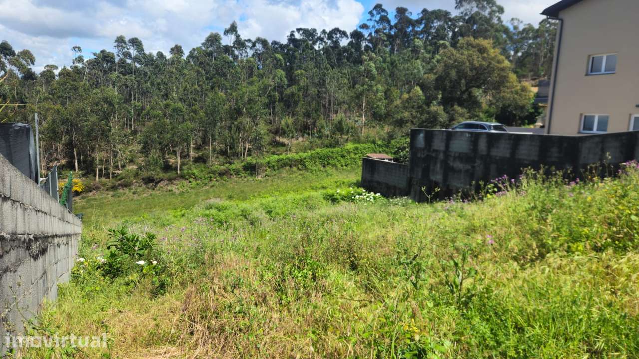 Terreno urbano com projeto aprovado - Grande imagem: 3/12