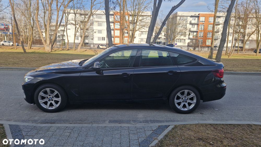 BMW 3GT 320i GPF Business Edition - 4