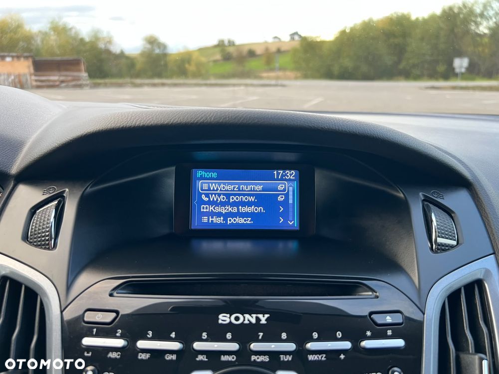 Ford Focus - 23
