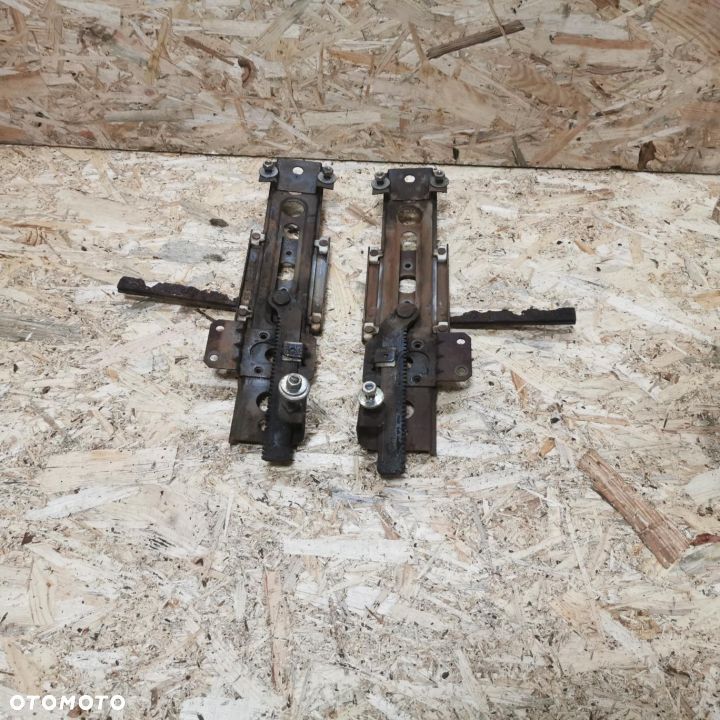 BMW E24 635CSI EUROPA PODNOŚNIKI LEWY/PRAWY SZYB TYŁ NR. 51371874606/ 51371874605 OEM - 1
