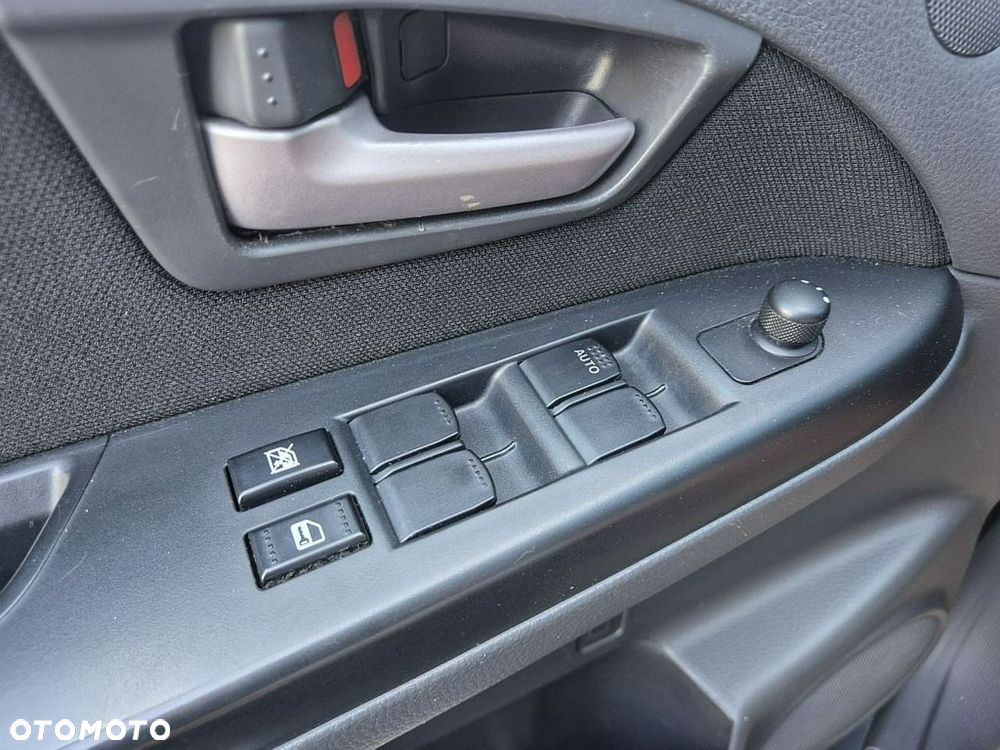 Suzuki SX4 1.6 VVT Streetline 4x2 Club - 24