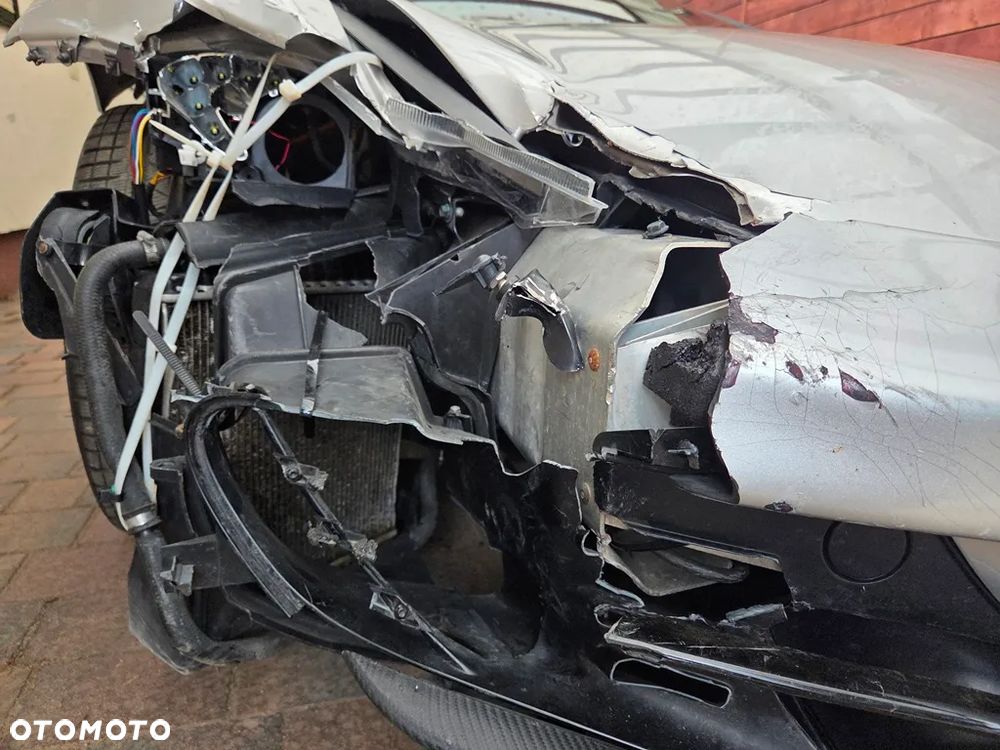 McLaren MP4-12C - 8