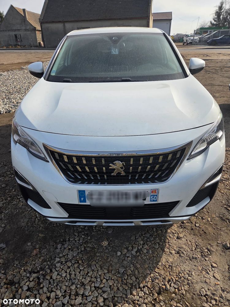 Peugeot 3008 BlueHDi 130 Stop & Start EAT8 Allure - 4