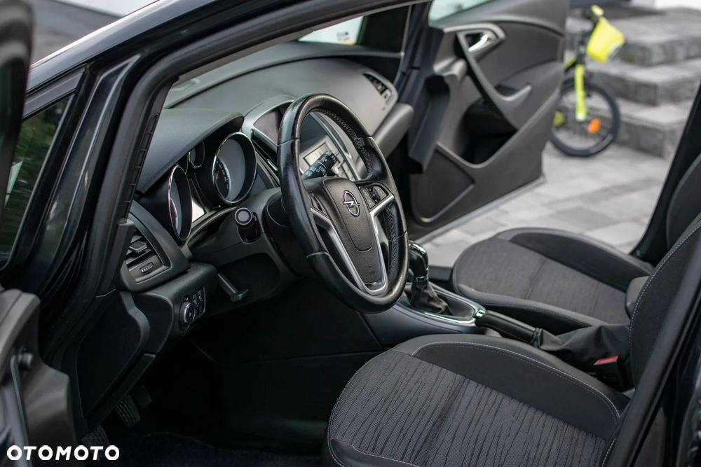 Opel Astra - 37