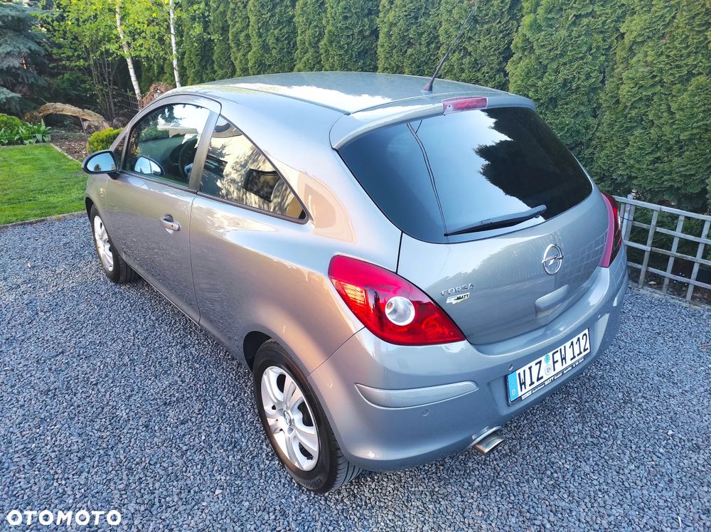 Opel Corsa 1.4 16V Satellite - 16