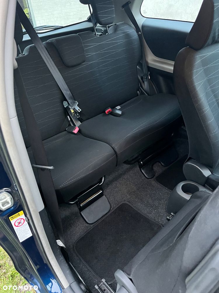 Toyota Yaris - 15