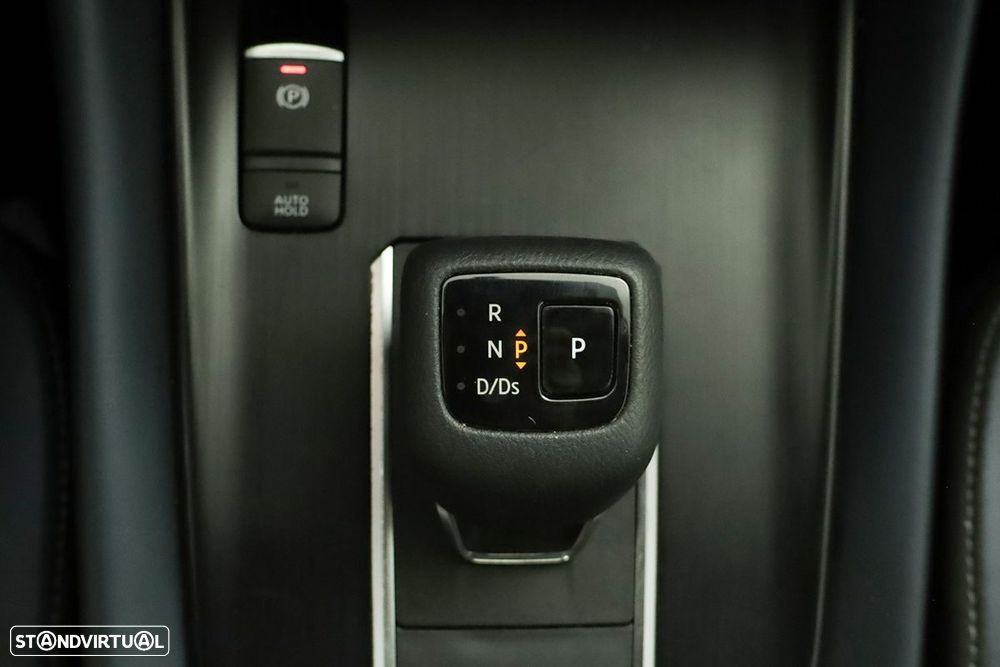 Nissan Qashqai 1.3 DIG-T N-Connecta Xtronic - 13