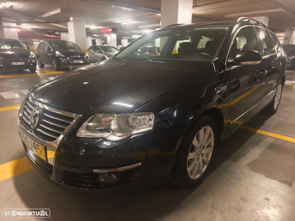 VW Passat Variant 2.0 TDI Highline - 29