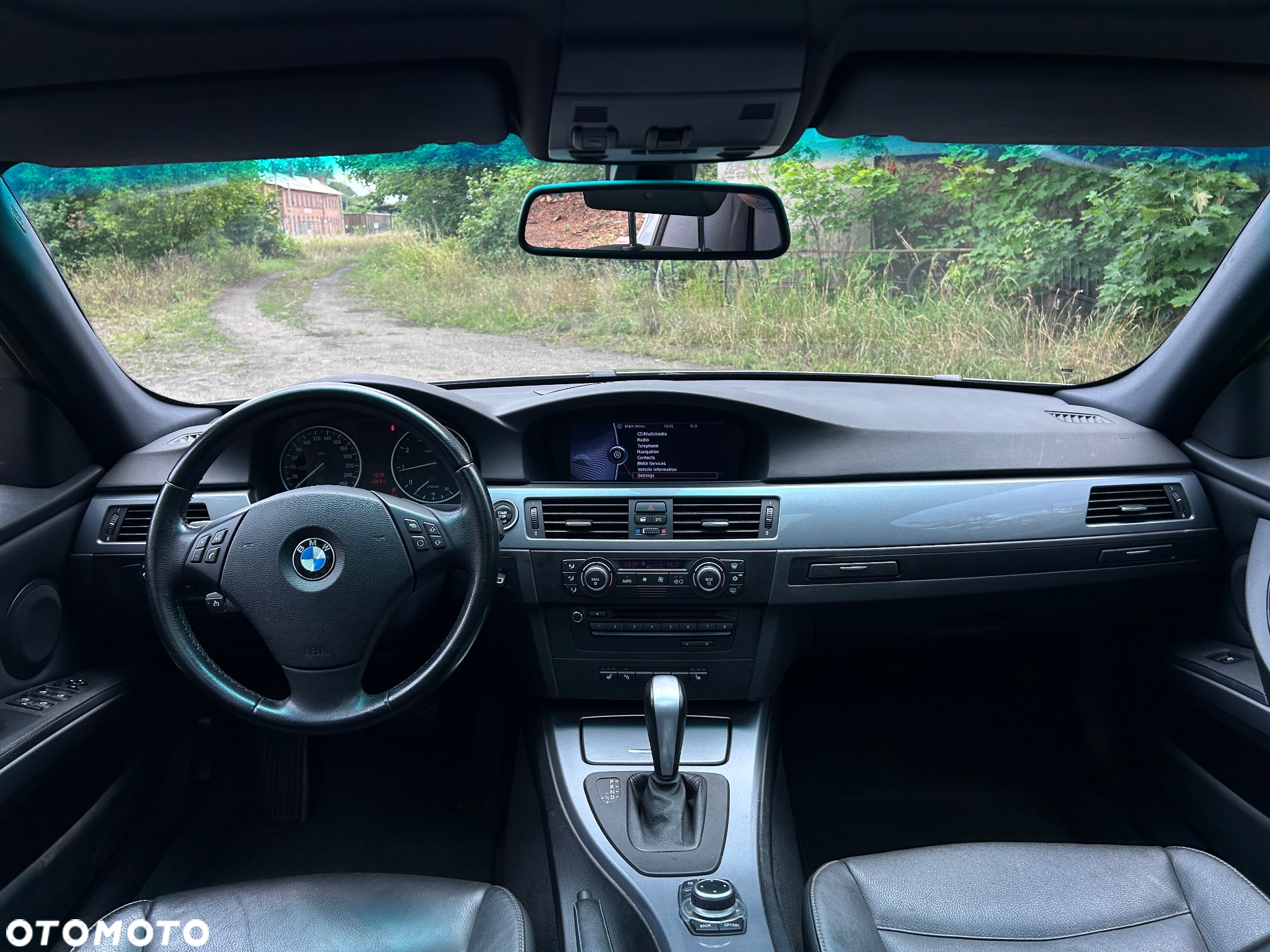 BMW Seria 3 320i Touring - 6