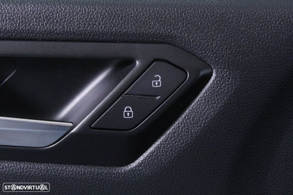 VW T-Roc 1.0 TSI Life - 22