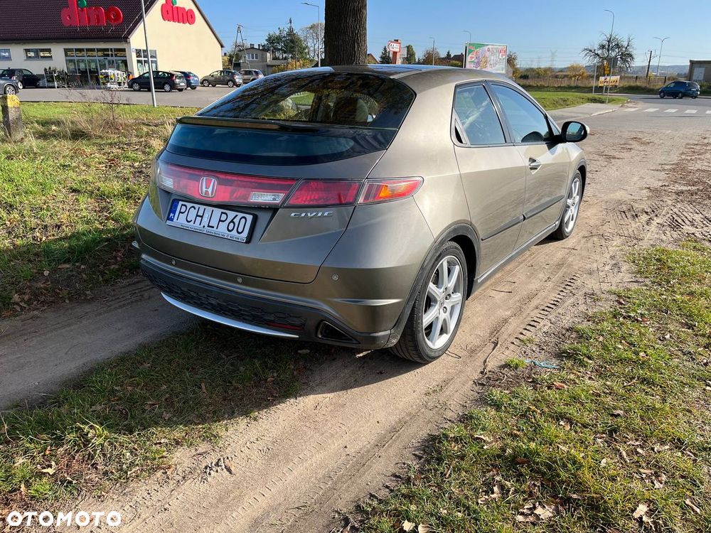 Honda Civic 1.8 Executive - 5