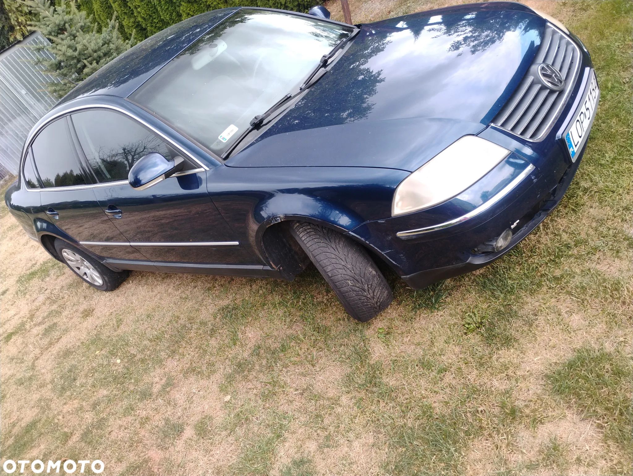 Volkswagen Passat 2.0 Basis - 1