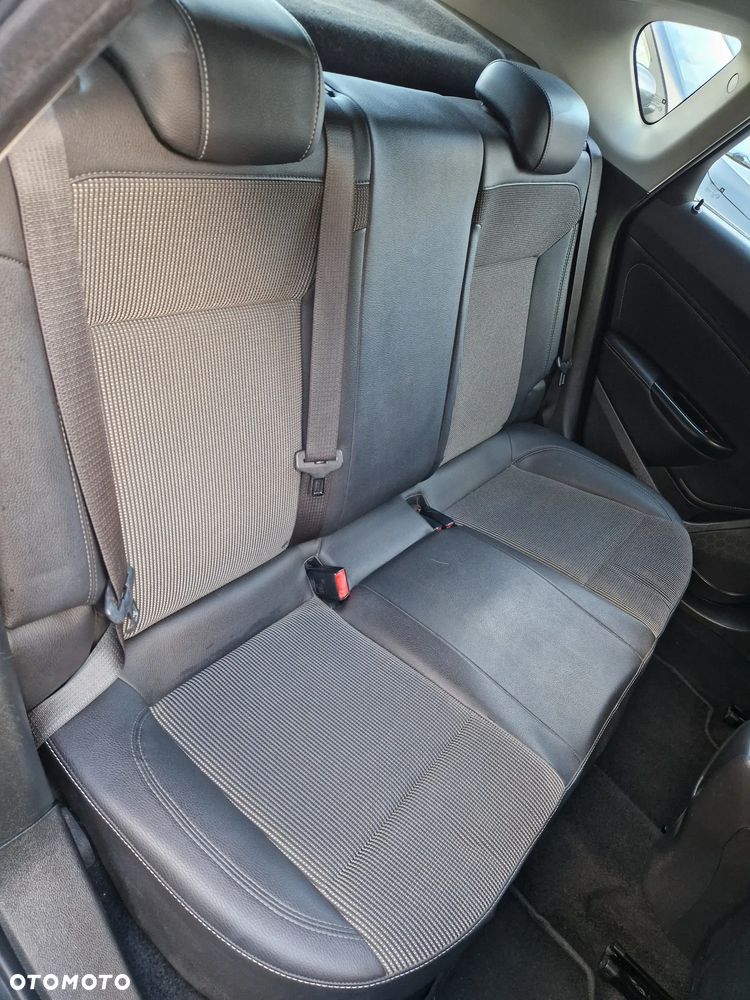 Opel Corsa - 31