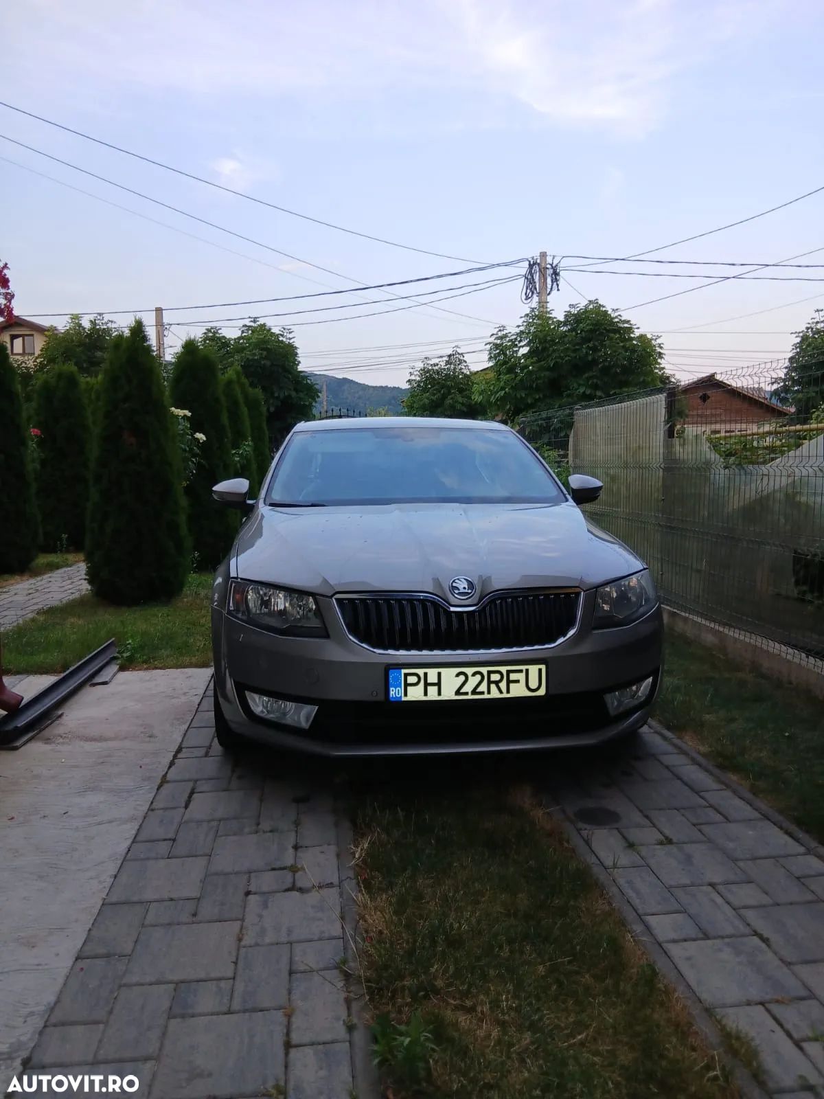 Skoda Octavia 1.6 TDI Ambiente - 1