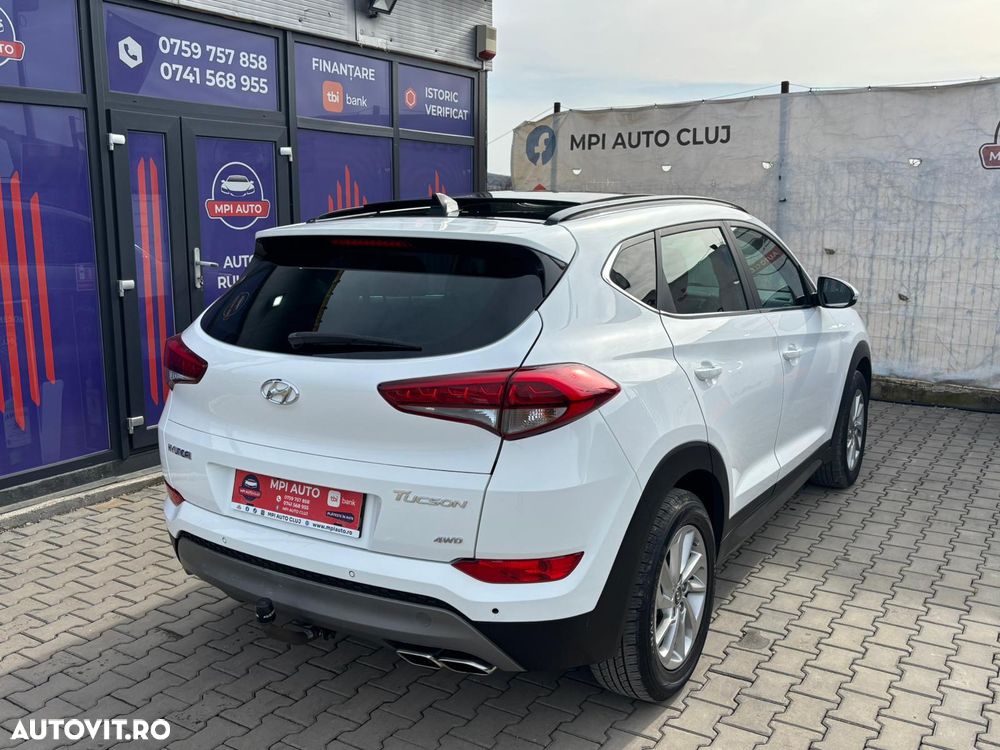 Hyundai Tucson 2.0 CRDI 4WD Automatik Style - 9