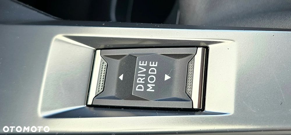 Peugeot 308 BlueHDi 130 Allure - 26