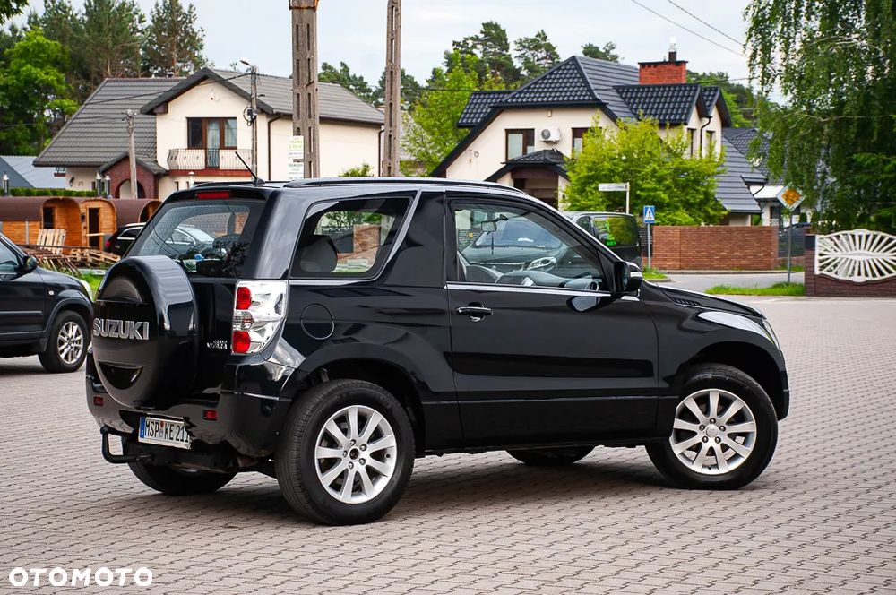 Suzuki Grand Vitara 2.4 Premium - 16