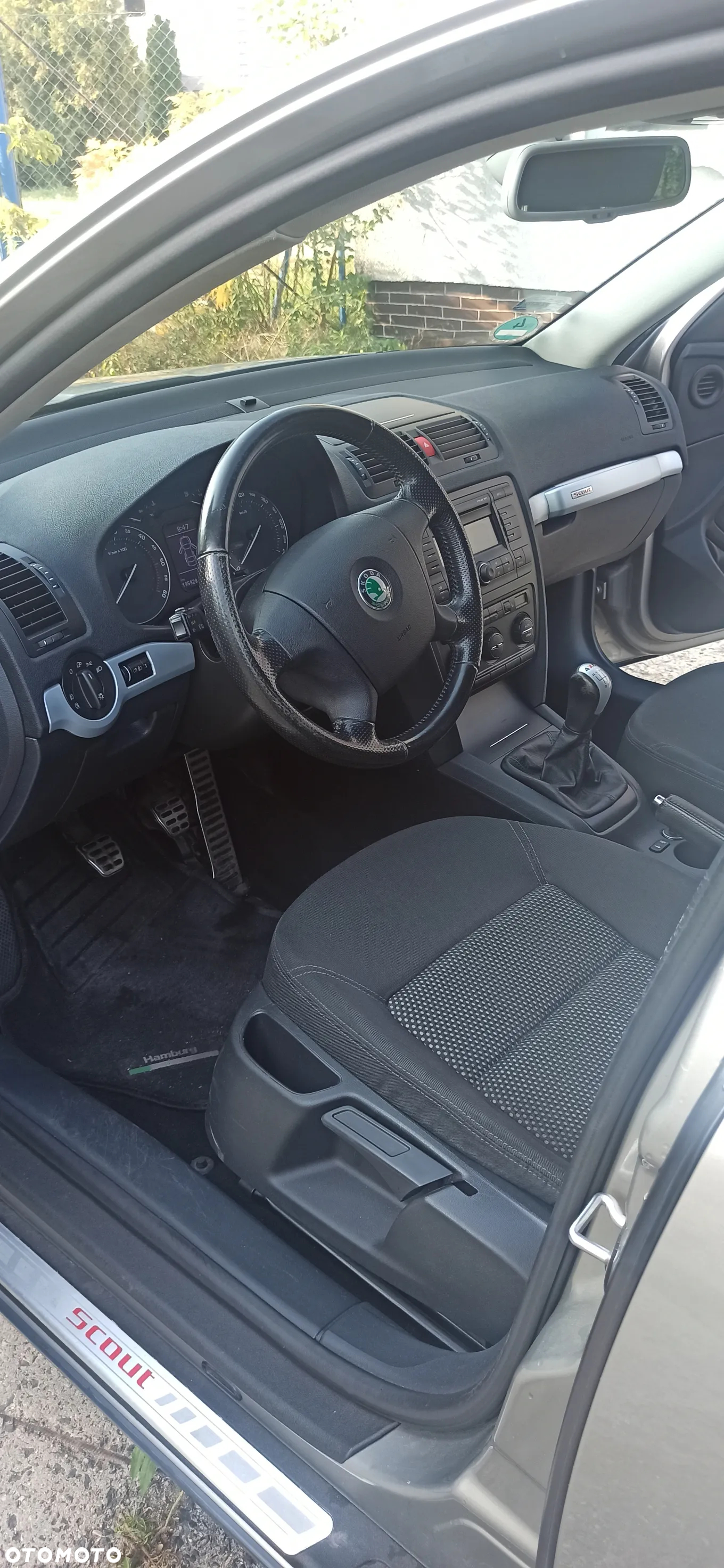 Skoda Octavia Scout 2.0 TDI DPF - 6